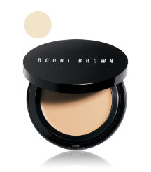 Oil-Free Even Finish Compact Foundation in Warm Ivory