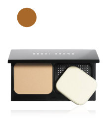Illuminating Finish Powder Compact Foundation SPF 12 in Warm Almond
