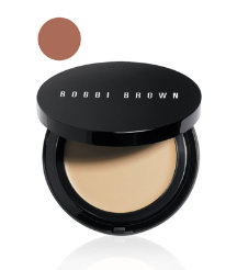 Oil-Free Even Finish Compact Foundation in Almond